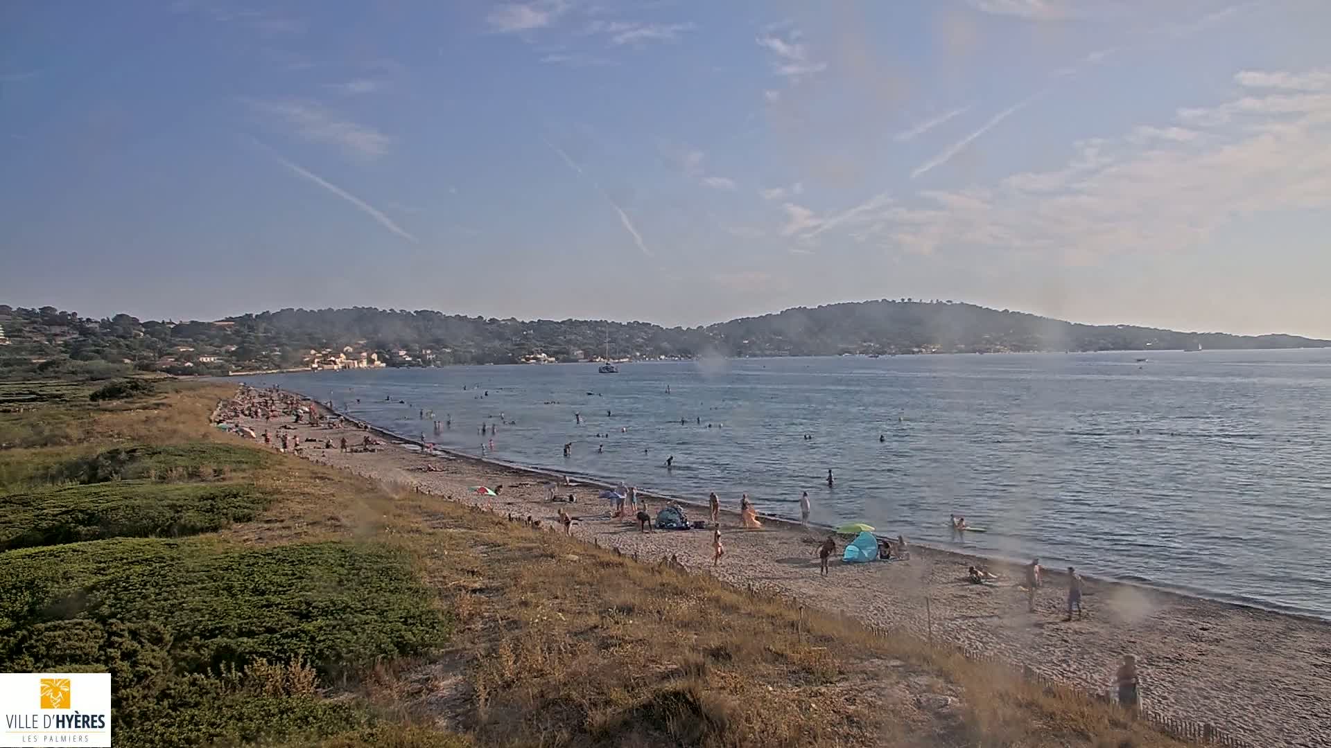 Hyeres - Plage dees Estagnets Beach Live Cam - Toulon, Var, Provence-Alpes-Cote d’Azur, France