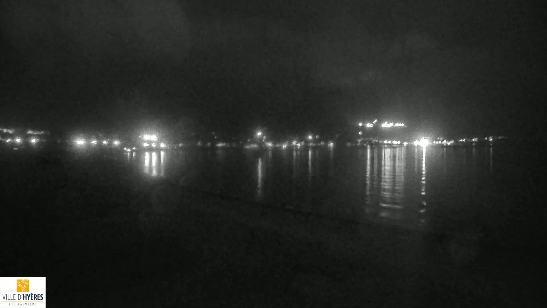 Hyeres - Plage dees Estagnets Beach Live Cam - Toulon, Var, Provence-Alpes-Cote d’Azur, France
