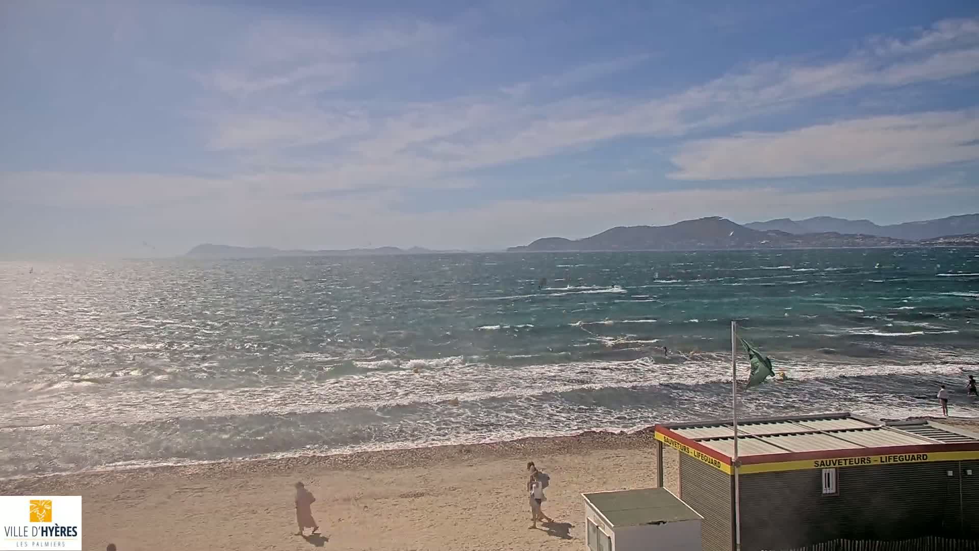 Hyeres - Plage dees Estagnets Beach Live Cam - Toulon, Var, Provence-Alpes-Cote d’Azur, France
