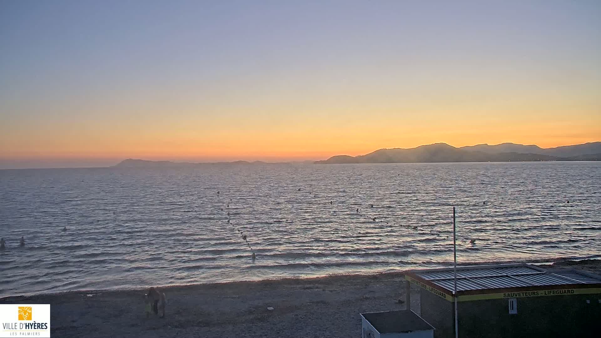Hyeres - Plage dees Estagnets Beach Live Cam - Toulon, Var, Provence-Alpes-Cote d’Azur, France