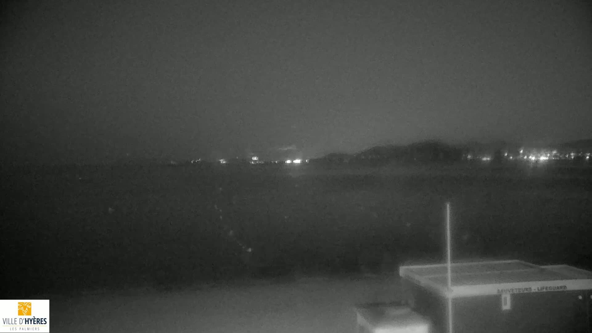 Hyeres - Plage dees Estagnets Beach Live Cam - Toulon, Var, Provence-Alpes-Cote d’Azur, France