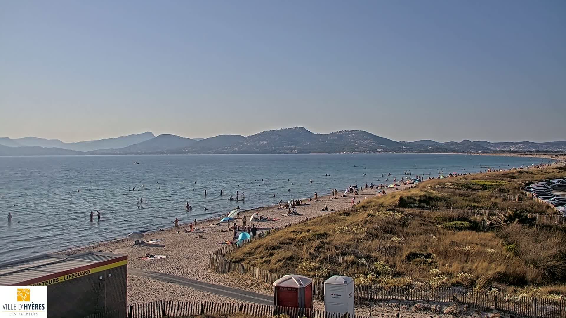 Hyeres - Plage dees Estagnets Beach Live Cam - Toulon, Var, Provence-Alpes-Cote d’Azur, France