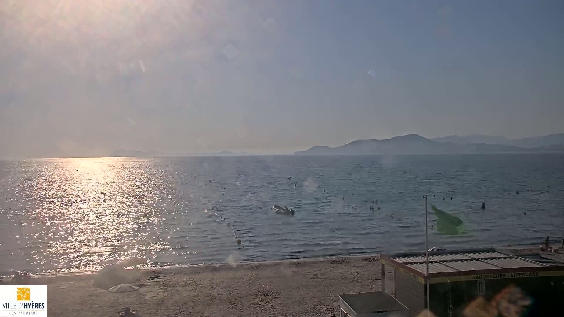 Hyeres - Plage dees Estagnets Beach Live Cam - Toulon, Var, Provence-Alpes-Cote d’Azur, France