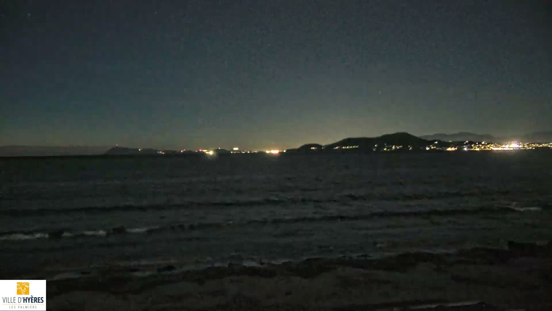 Hyeres - Plage dees Estagnets Beach Live Cam - Toulon, Var, Provence-Alpes-Cote d’Azur, France