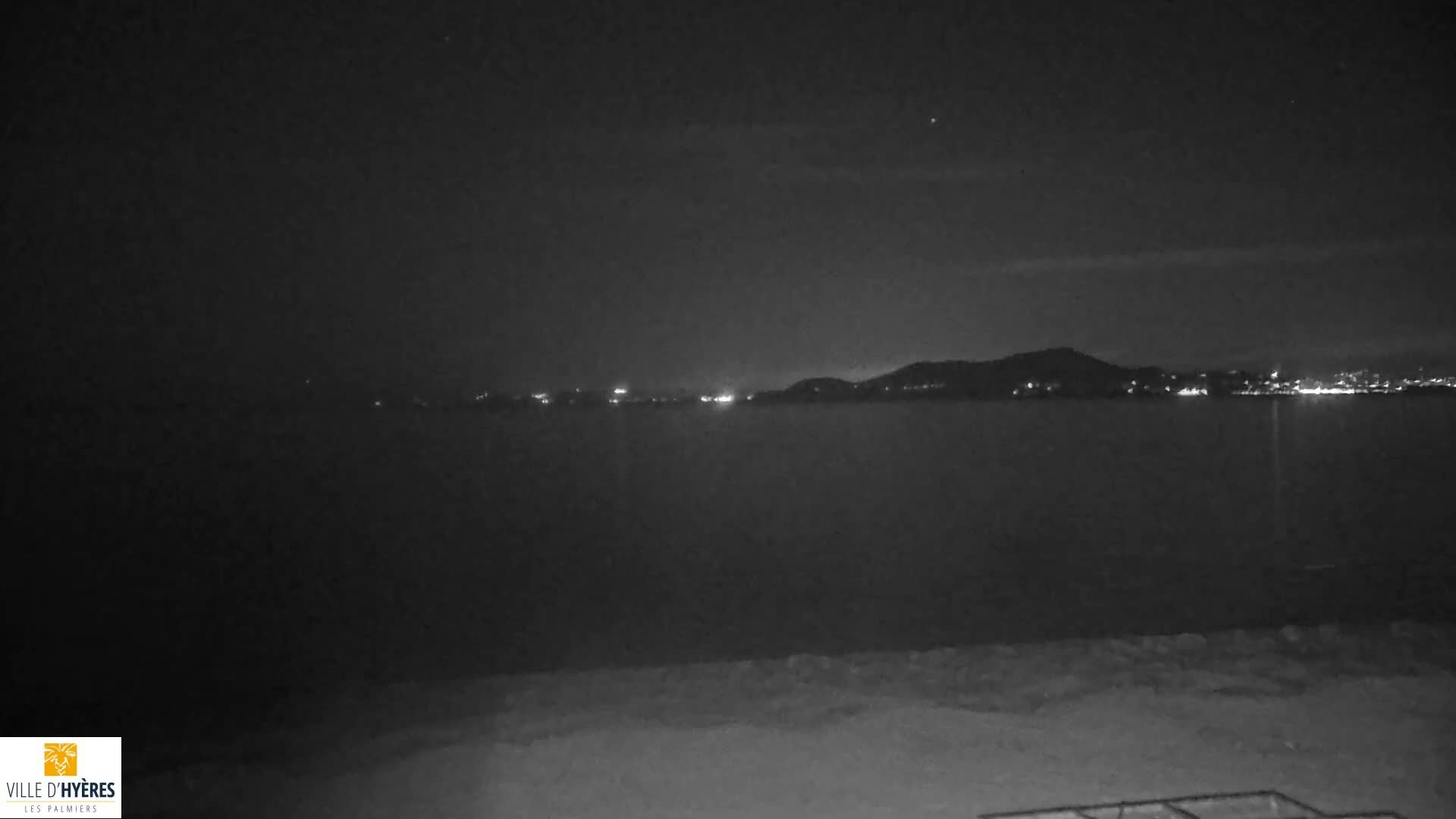 Hyeres - Plage dees Estagnets Beach Live Cam - Toulon, Var, Provence-Alpes-Cote d’Azur, France