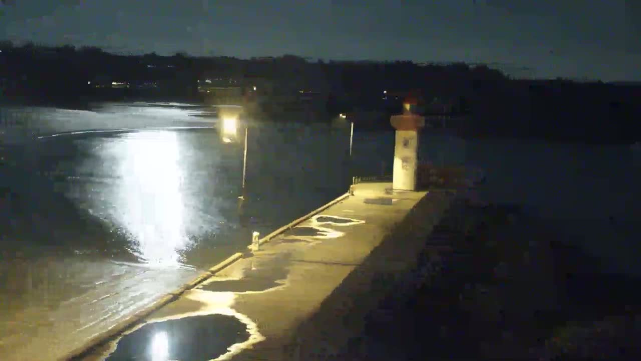 Erquy Comune & Port Live Cam - Saint-Brieuc, Cotes-d'Armor, Bretagne, France