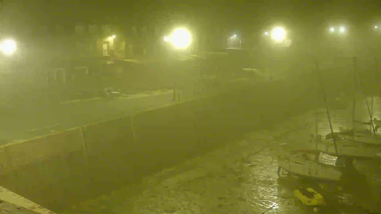 Erquy Comune & Port Live Cam - Saint-Brieuc, Cotes-d'Armor, Bretagne, France