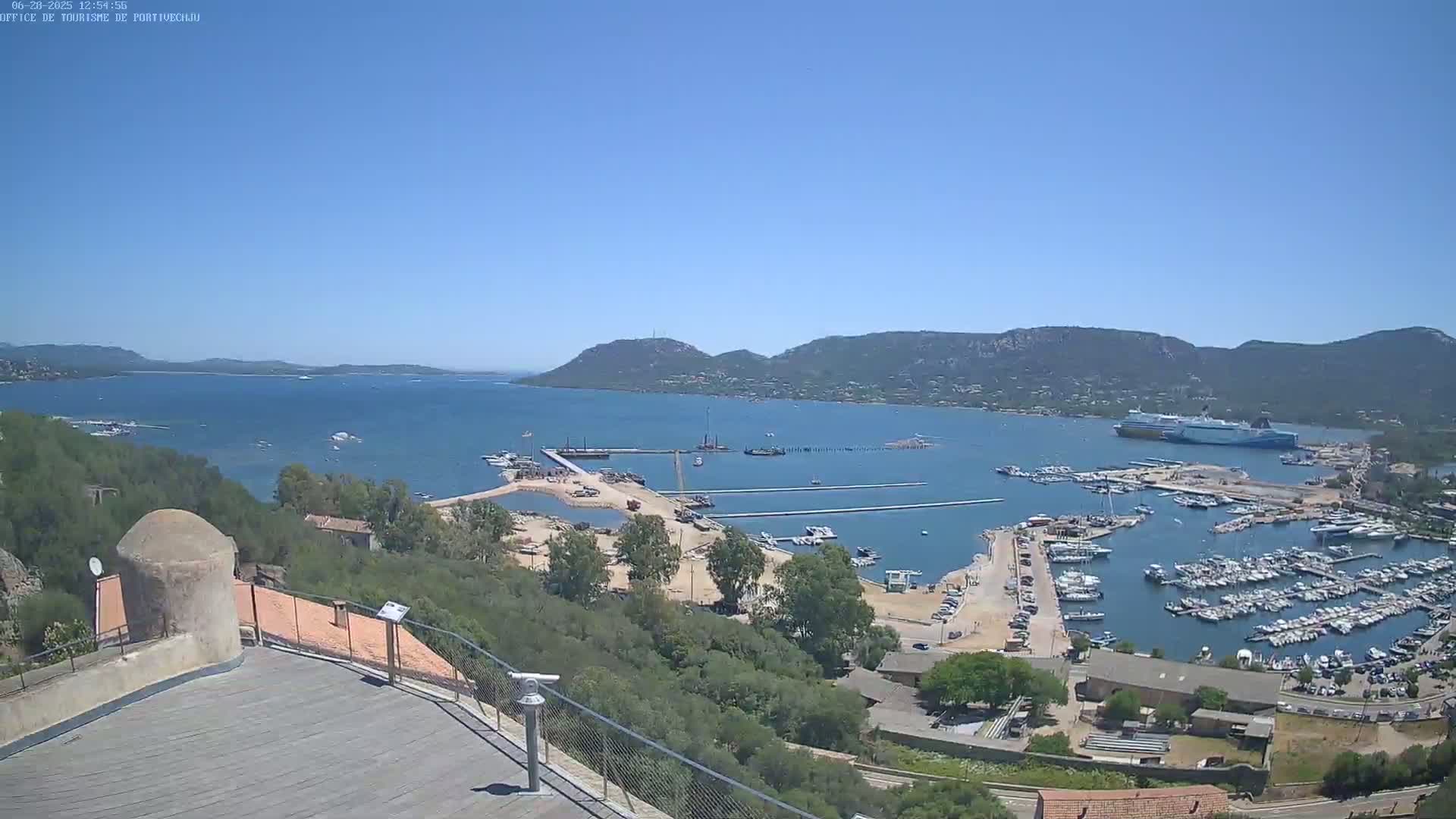 Erquy Comune & Port Live Cam - Saint-Brieuc, Cotes-d'Armor, Bretagne, France
