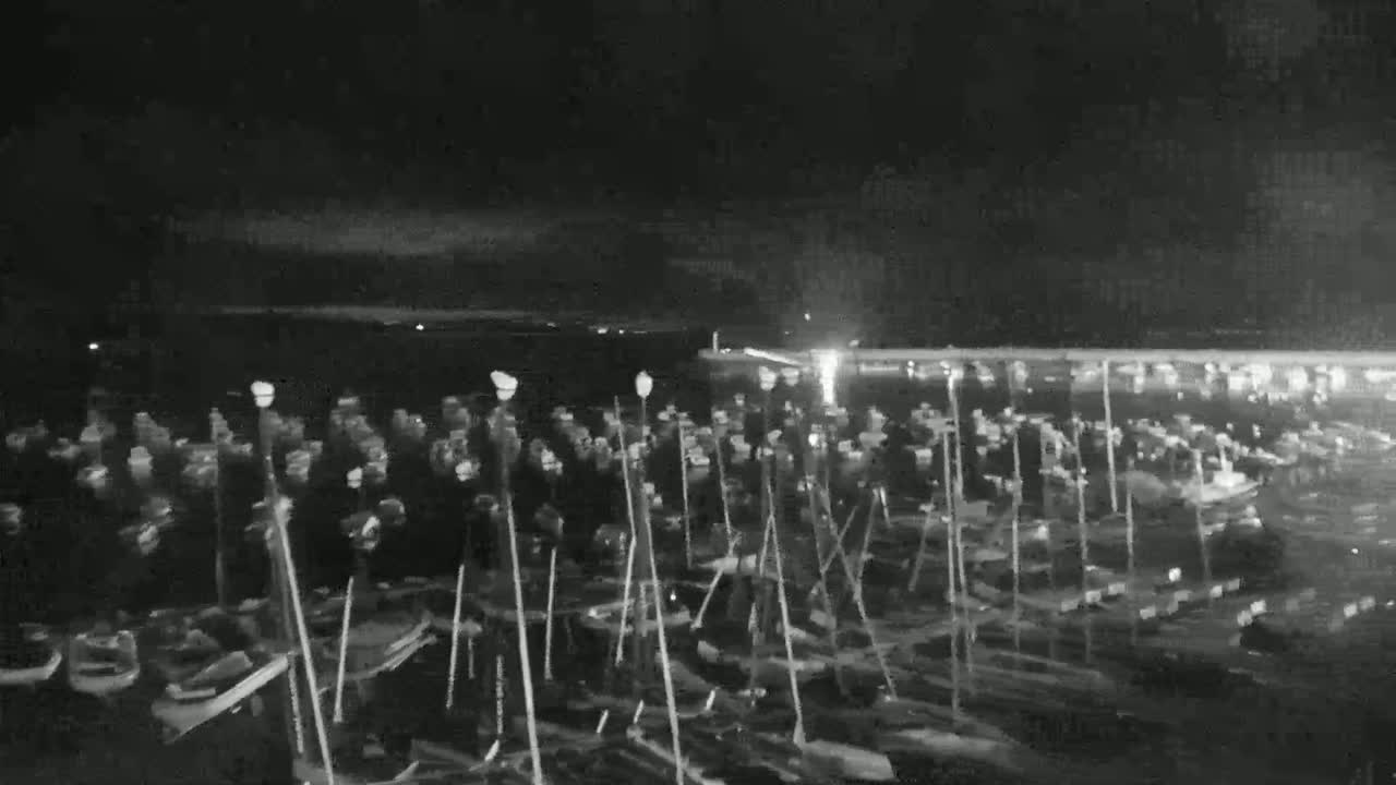Erquy Comune & Port Live Cam - Saint-Brieuc, Cotes-d'Armor, Bretagne, France