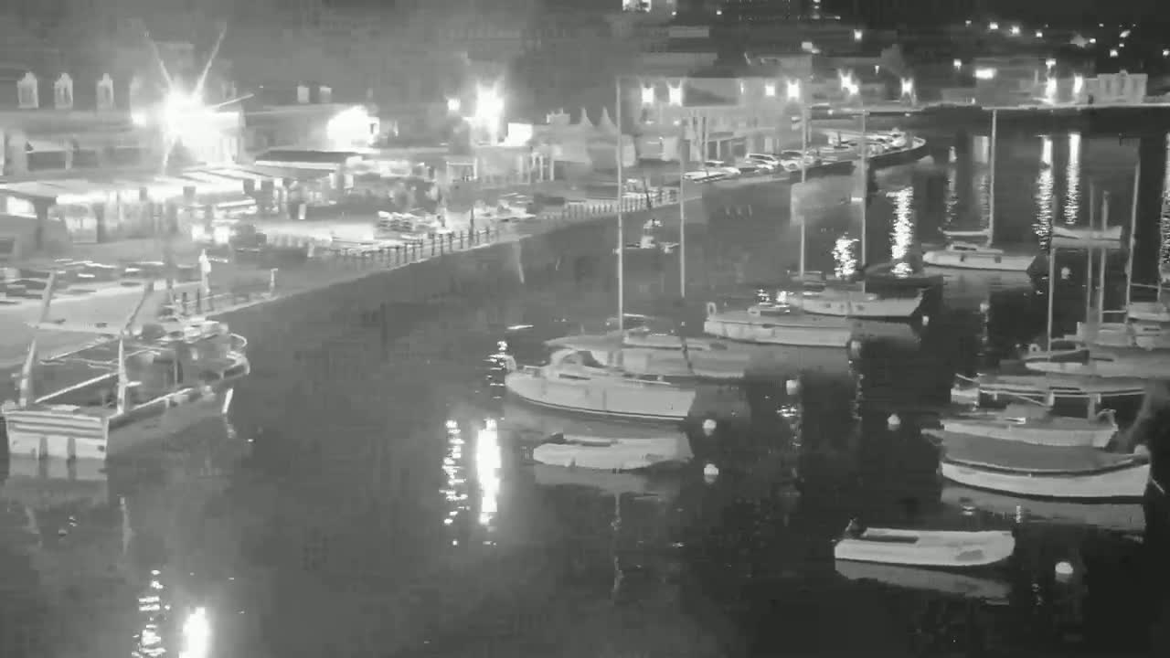 Erquy Comune & Port Live Cam - Saint-Brieuc, Cotes-d'Armor, Bretagne, France