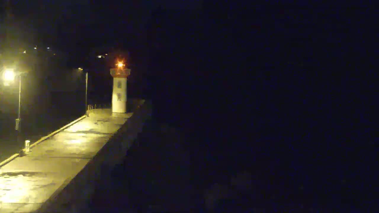Erquy Comune & Port Live Cam - Saint-Brieuc, Cotes-d'Armor, Bretagne, France