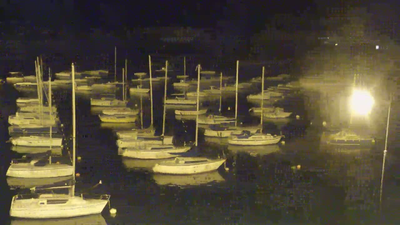 Erquy Comune & Port Live Cam - Saint-Brieuc, Cotes-d'Armor, Bretagne, France