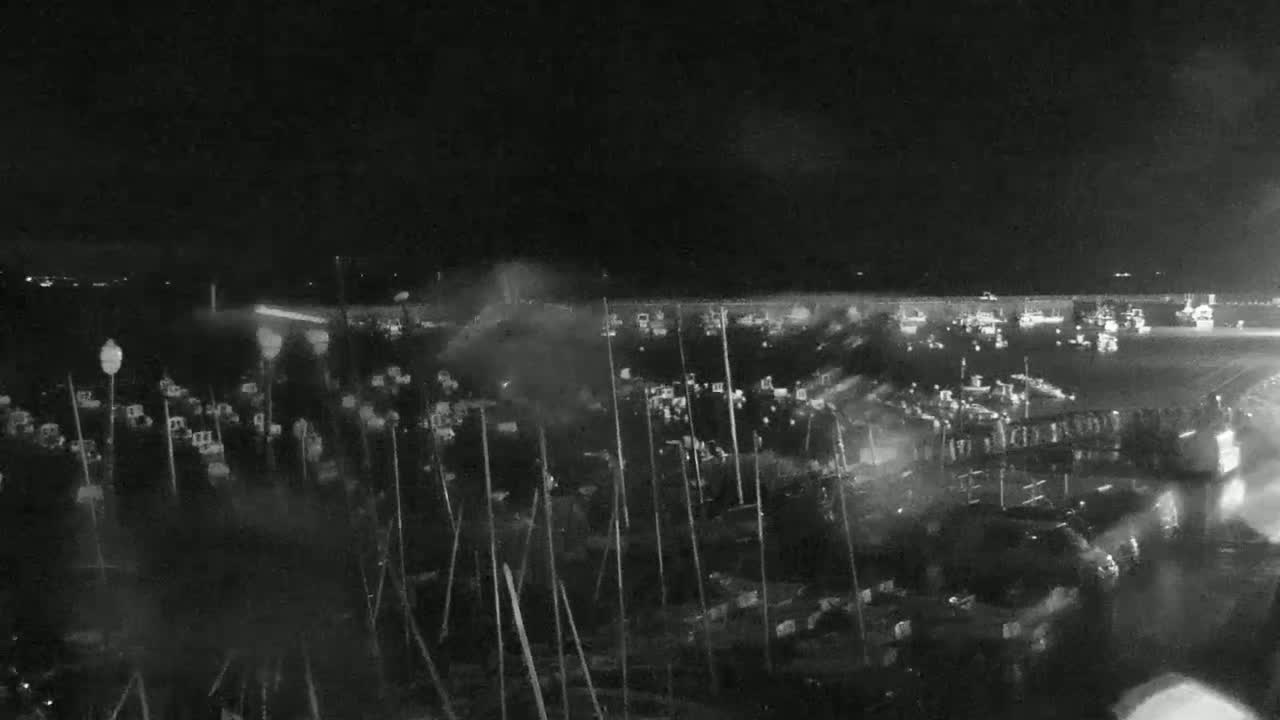 Erquy Comune & Port Live Cam - Saint-Brieuc, Cotes-d'Armor, Bretagne, France
