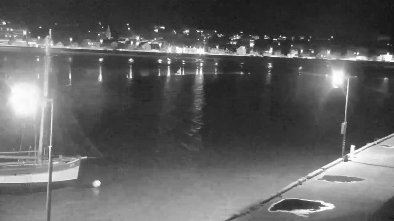 Erquy Comune & Port Live Cam - Saint-Brieuc, Cotes-d'Armor, Bretagne, France