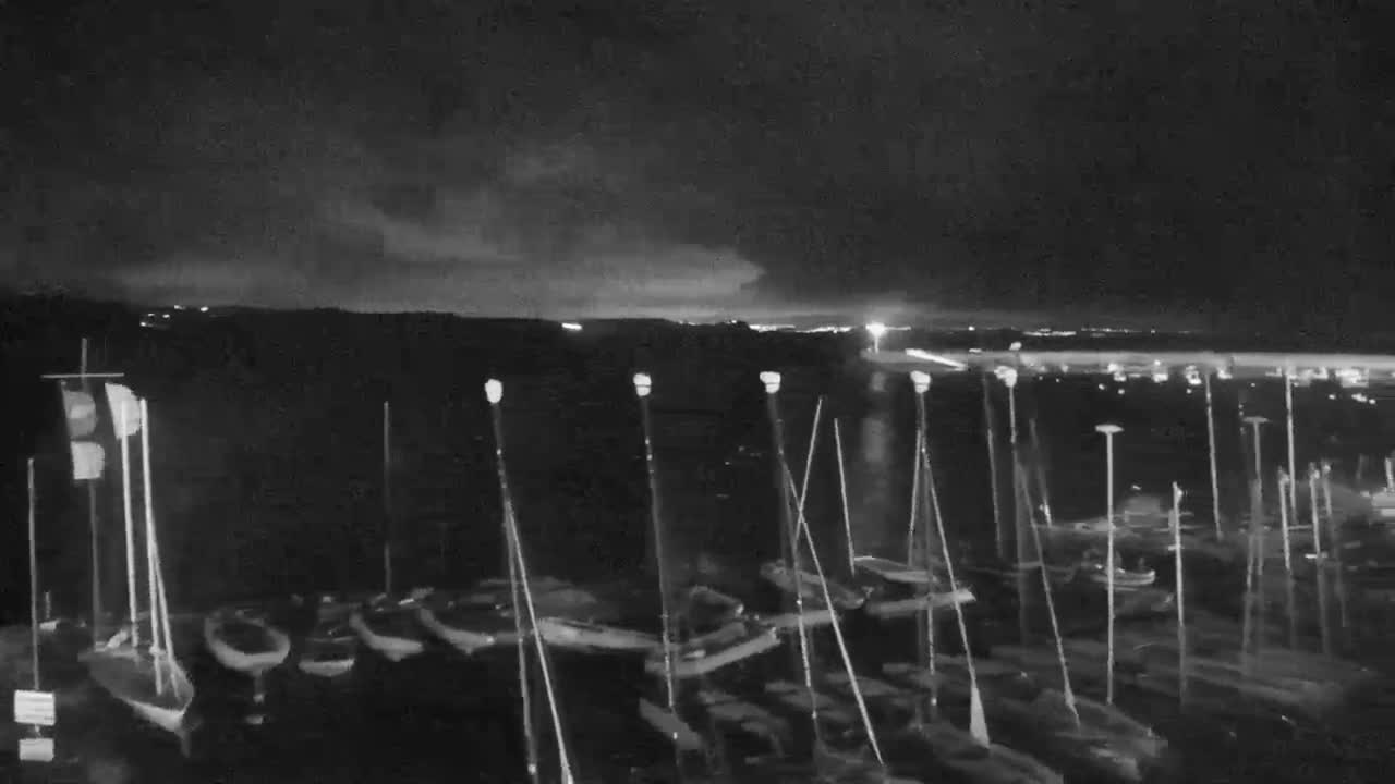 Erquy Comune & Port Live Cam - Saint-Brieuc, Cotes-d'Armor, Bretagne, France