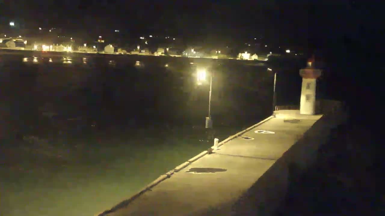 Erquy Comune & Port Live Cam - Saint-Brieuc, Cotes-d'Armor, Bretagne, France
