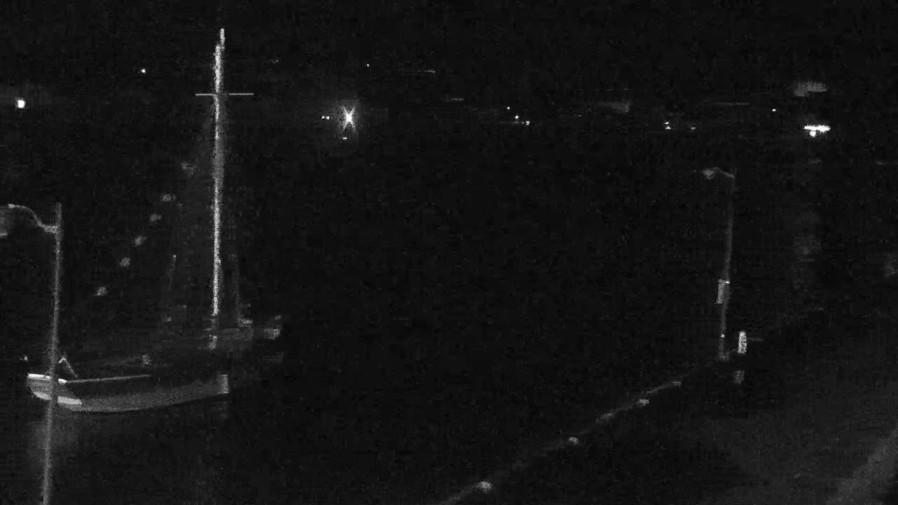 Erquy Comune & Port Live Cam - Saint-Brieuc, Cotes-d'Armor, Bretagne, France