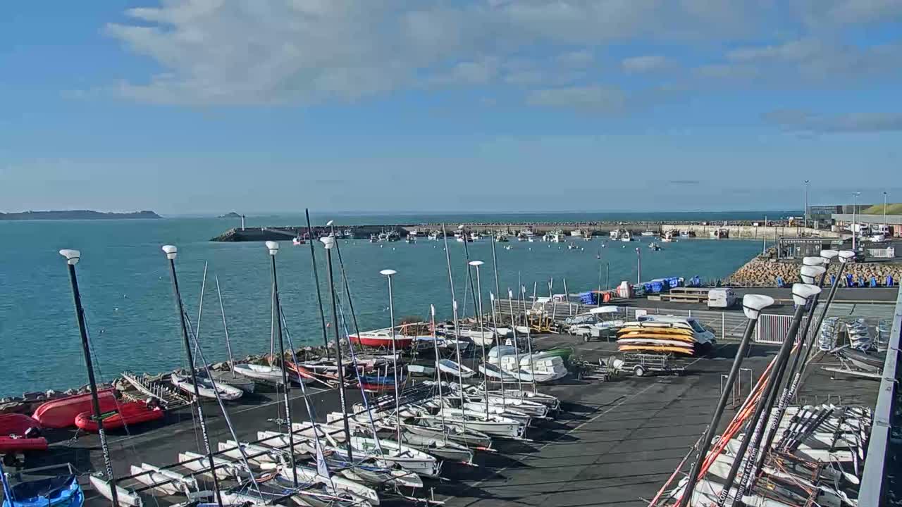 Erquy Comune & Port Live Cam - Saint-Brieuc, Cotes-d'Armor, Bretagne, France