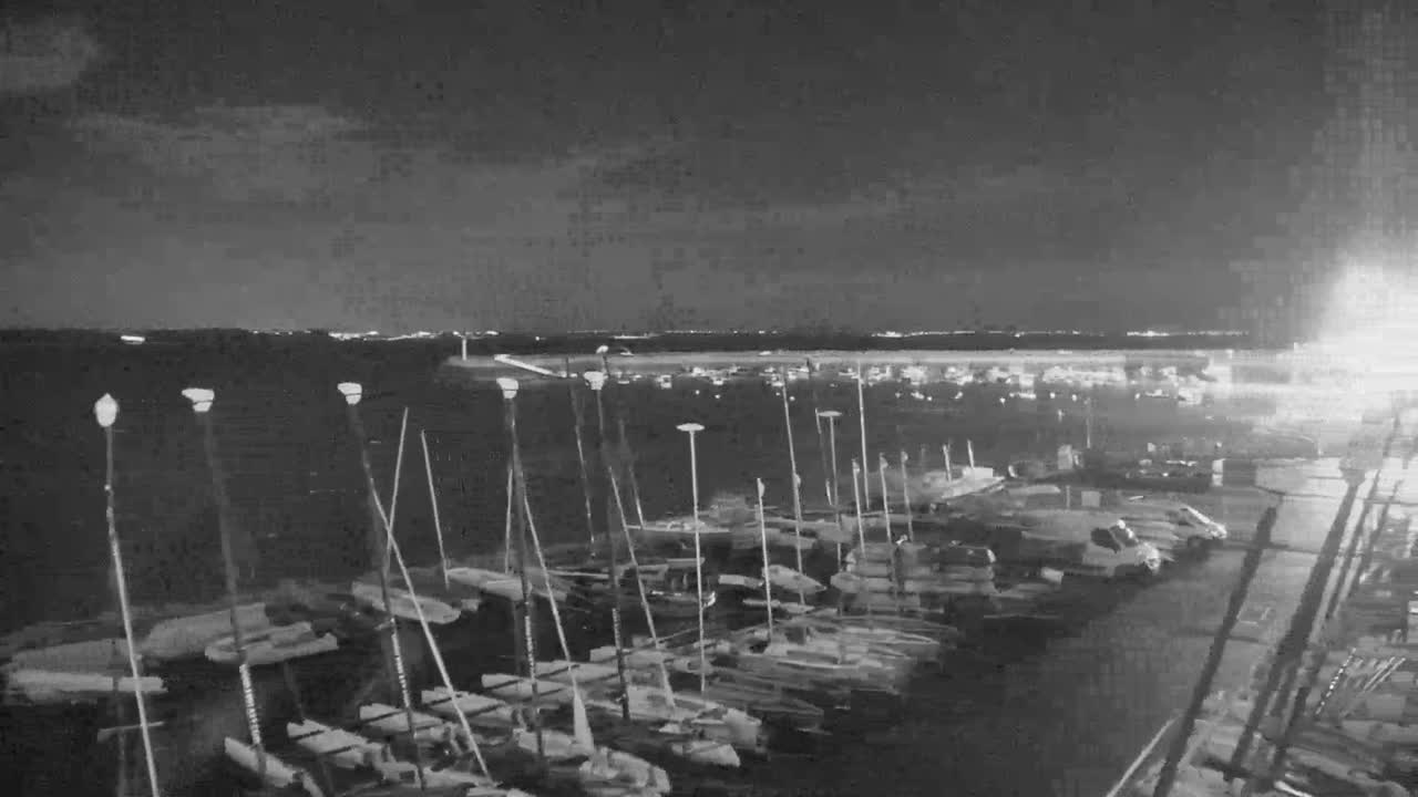 Erquy Comune & Port Live Cam - Saint-Brieuc, Cotes-d'Armor, Bretagne, France