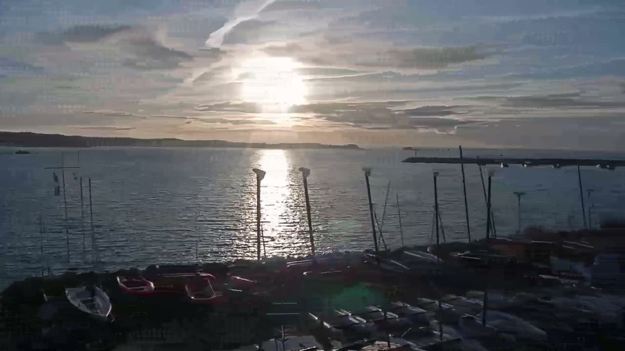 Erquy Comune & Port Live Cam - Saint-Brieuc, Cotes-d'Armor, Bretagne, France