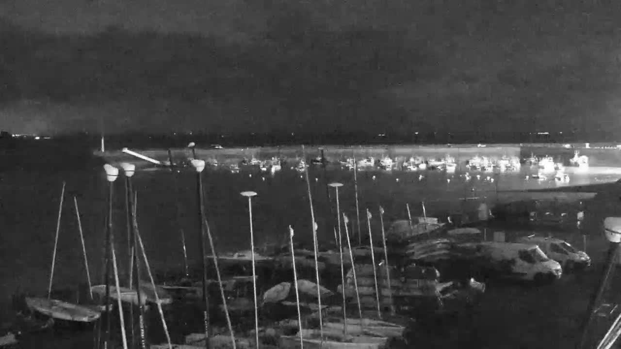 Erquy Comune & Port Live Cam - Saint-Brieuc, Cotes-d'Armor, Bretagne, France