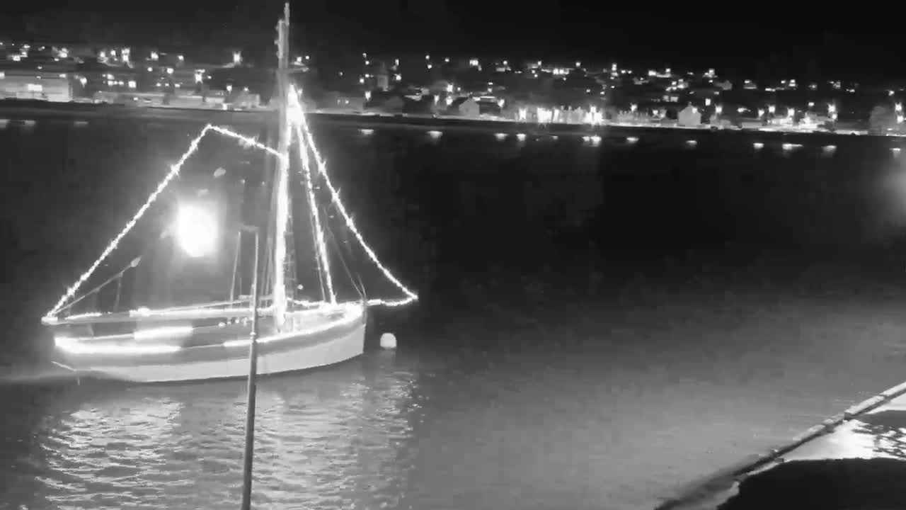Erquy Comune & Port Live Cam - Saint-Brieuc, Cotes-d'Armor, Bretagne, France