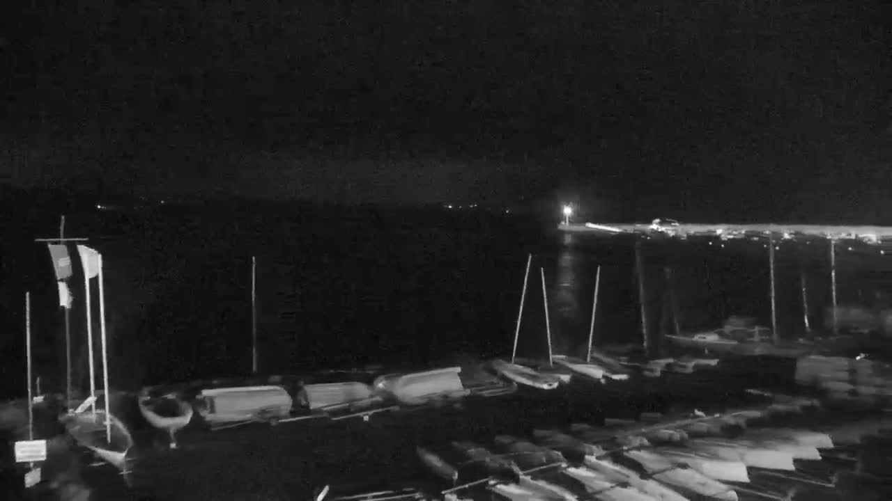 Erquy Comune & Port Live Cam - Saint-Brieuc, Cotes-d'Armor, Bretagne, France