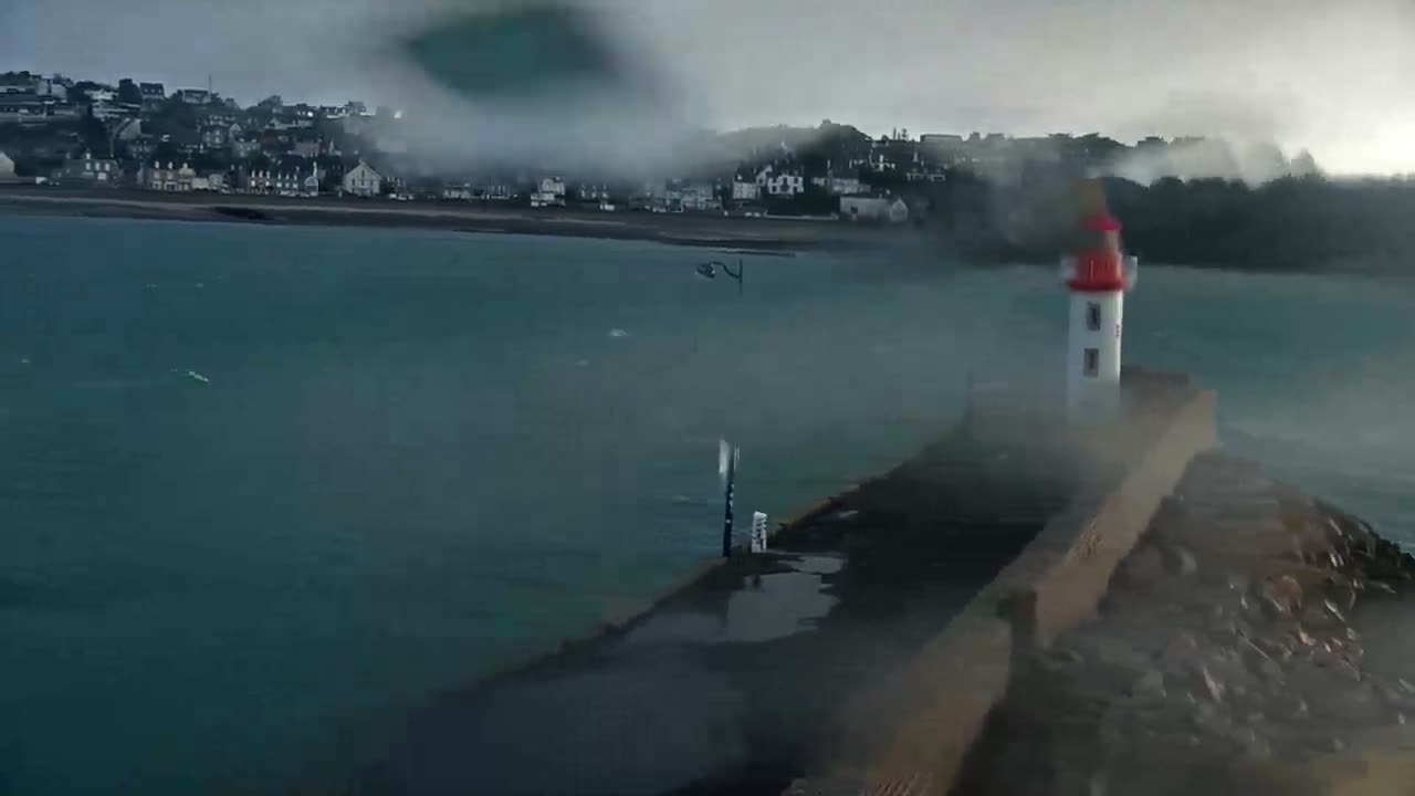 Erquy Comune & Port Live Cam - Saint-Brieuc, Cotes-d'Armor, Bretagne, France