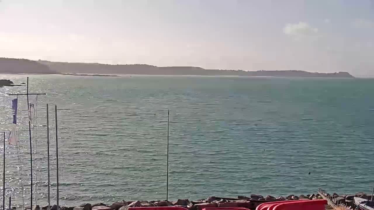 Erquy Comune & Port Live Cam - Saint-Brieuc, Cotes-d'Armor, Bretagne, France