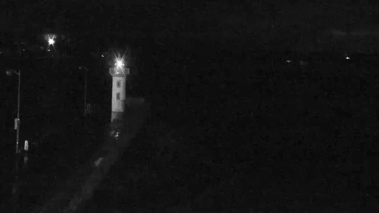 Erquy Comune & Port Live Cam - Saint-Brieuc, Cotes-d'Armor, Bretagne, France