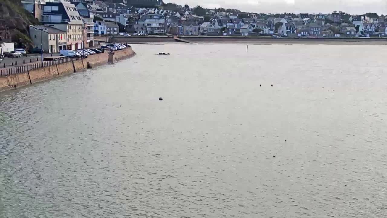 Erquy Comune & Port Live Cam - Saint-Brieuc, Cotes-d'Armor, Bretagne, France