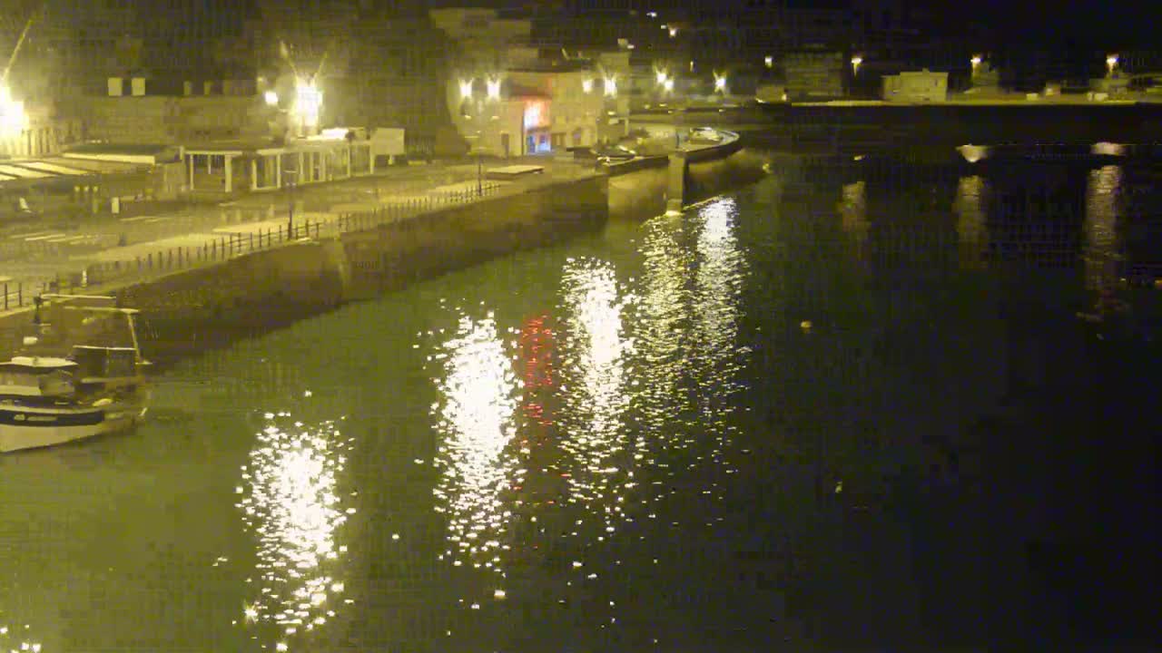 Erquy Comune & Port Live Cam - Saint-Brieuc, Cotes-d'Armor, Bretagne, France