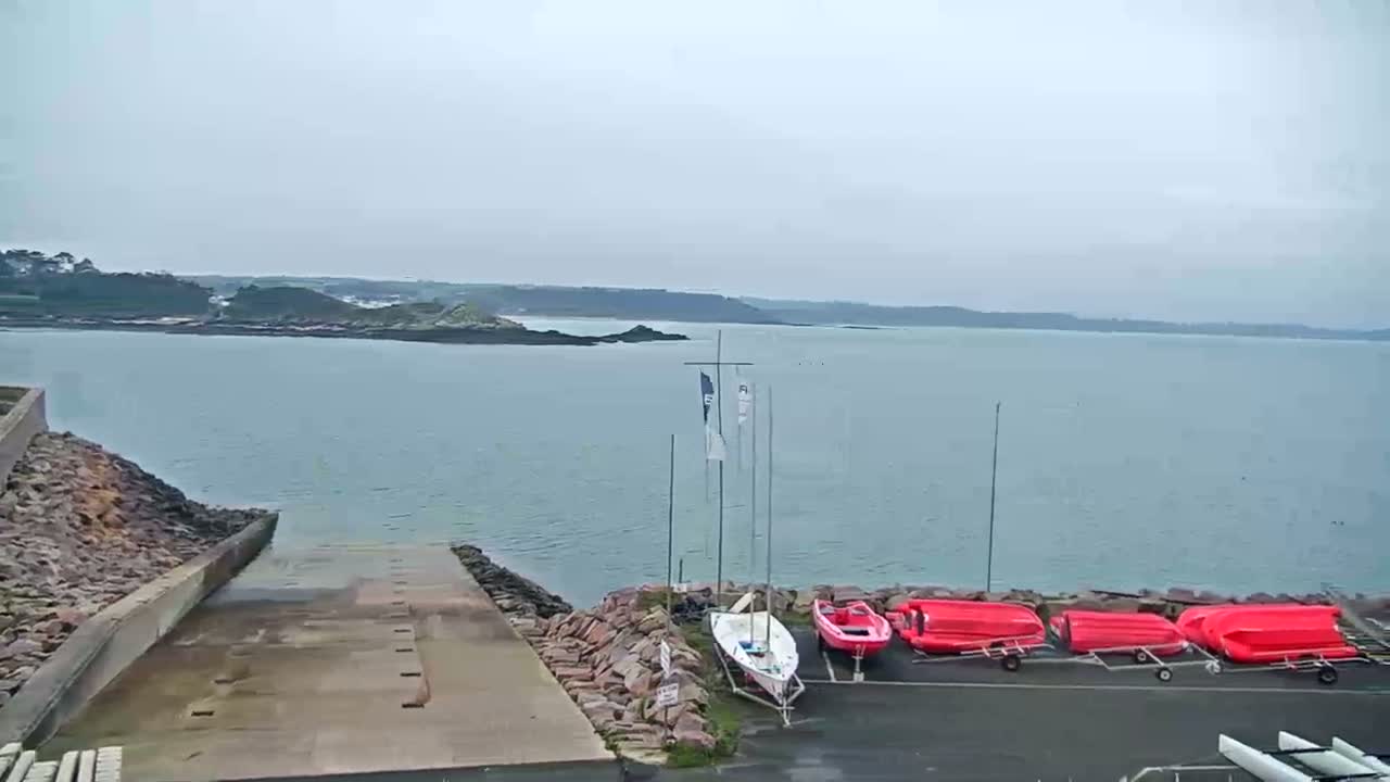 Erquy Comune & Port Live Cam - Saint-Brieuc, Cotes-d'Armor, Bretagne, France