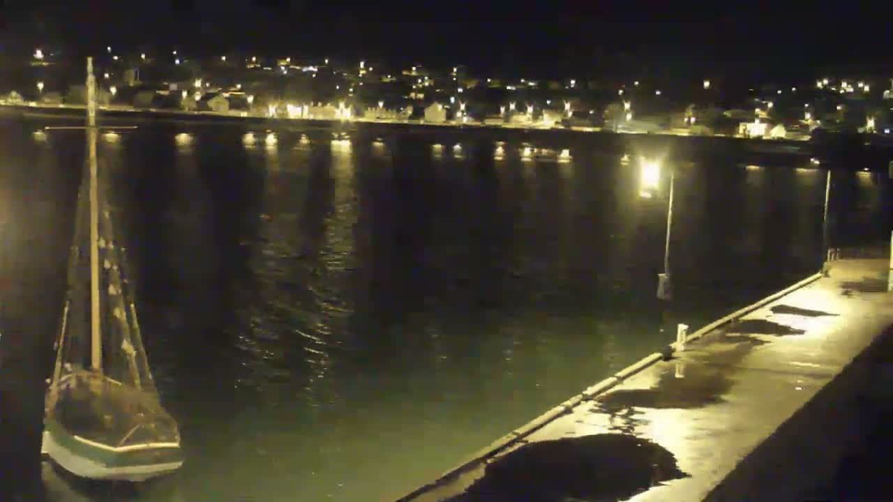 Erquy Comune & Port Live Cam - Saint-Brieuc, Cotes-d'Armor, Bretagne, France