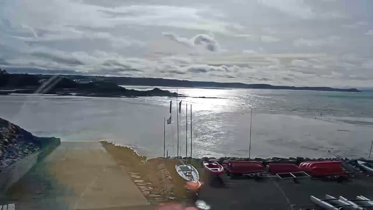 Erquy Comune & Port Live Cam - Saint-Brieuc, Cotes-d'Armor, Bretagne, France
