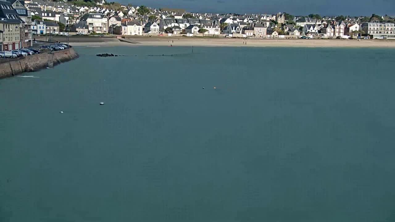 Erquy Comune & Port Live Cam - Saint-Brieuc, Cotes-d'Armor, Bretagne, France