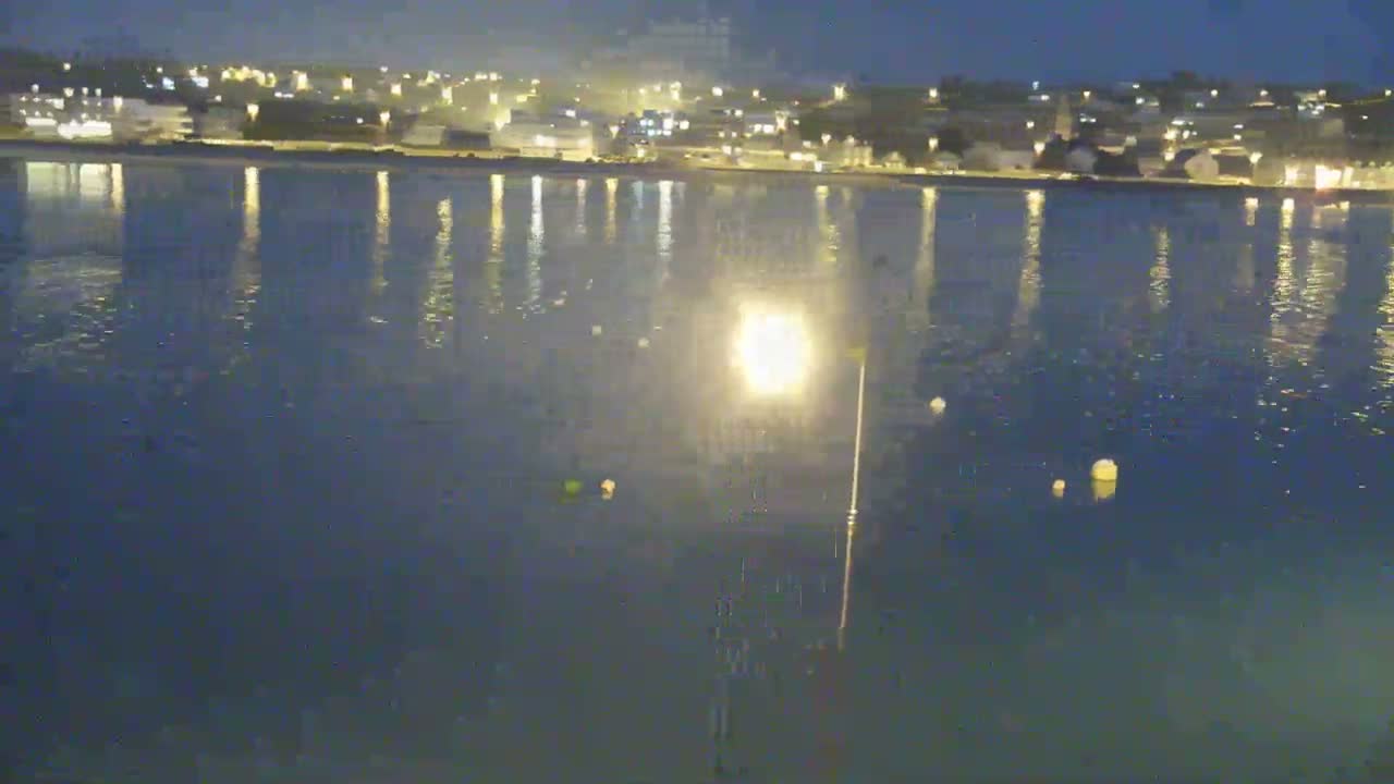 Erquy Comune & Port Live Cam - Saint-Brieuc, Cotes-d'Armor, Bretagne, France