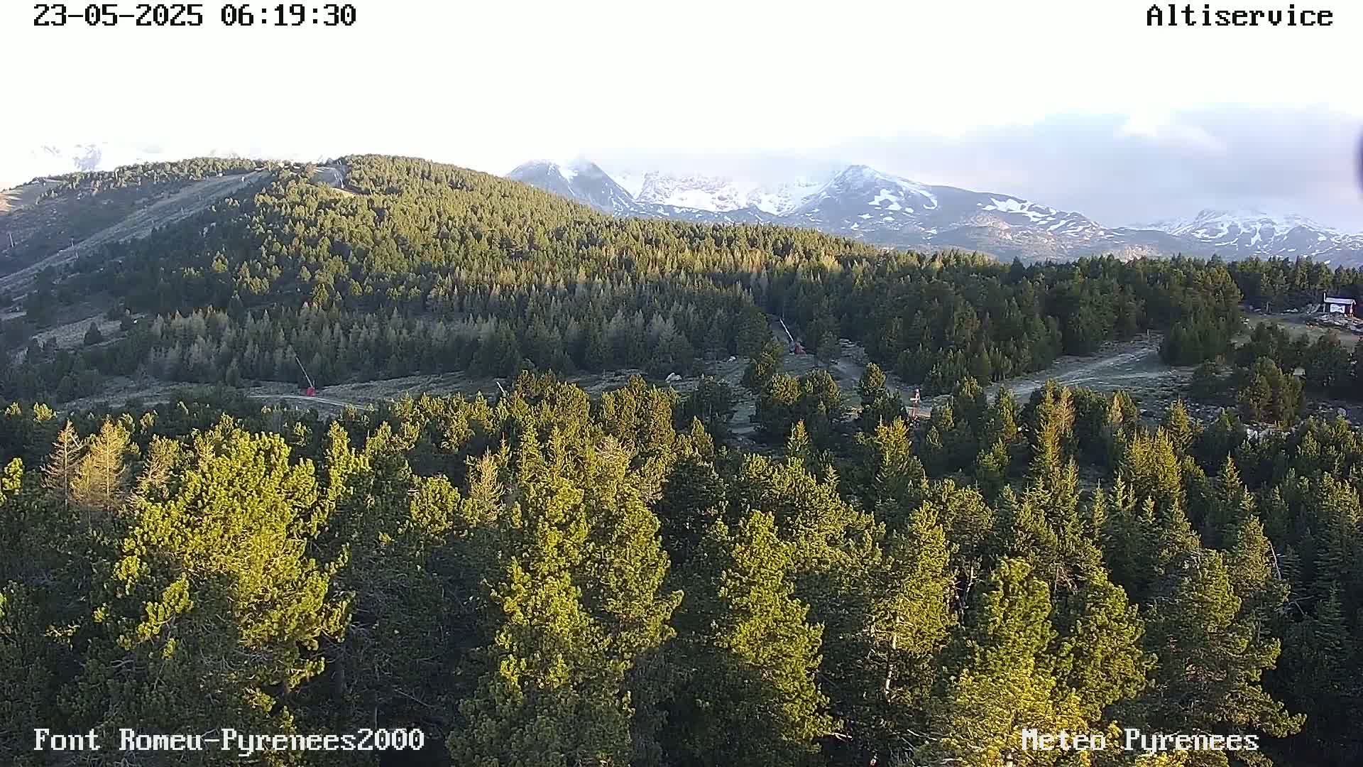 Font-Romeu Ski Slopes & Pyrenees Summits Panaromic 360 Live Cam - Prades, Pyrenees-Orientales, Occitanie, France