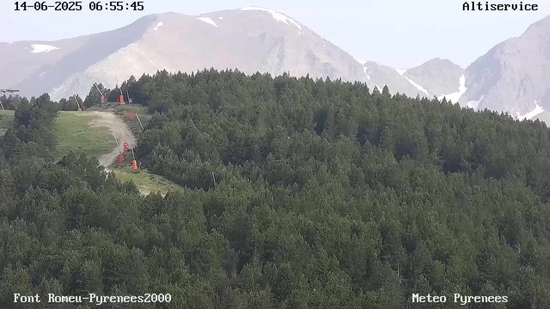 Font-Romeu Ski Slopes & Pyrenees Summits Panaromic 360 Live Cam - Prades, Pyrenees-Orientales, Occitanie, France