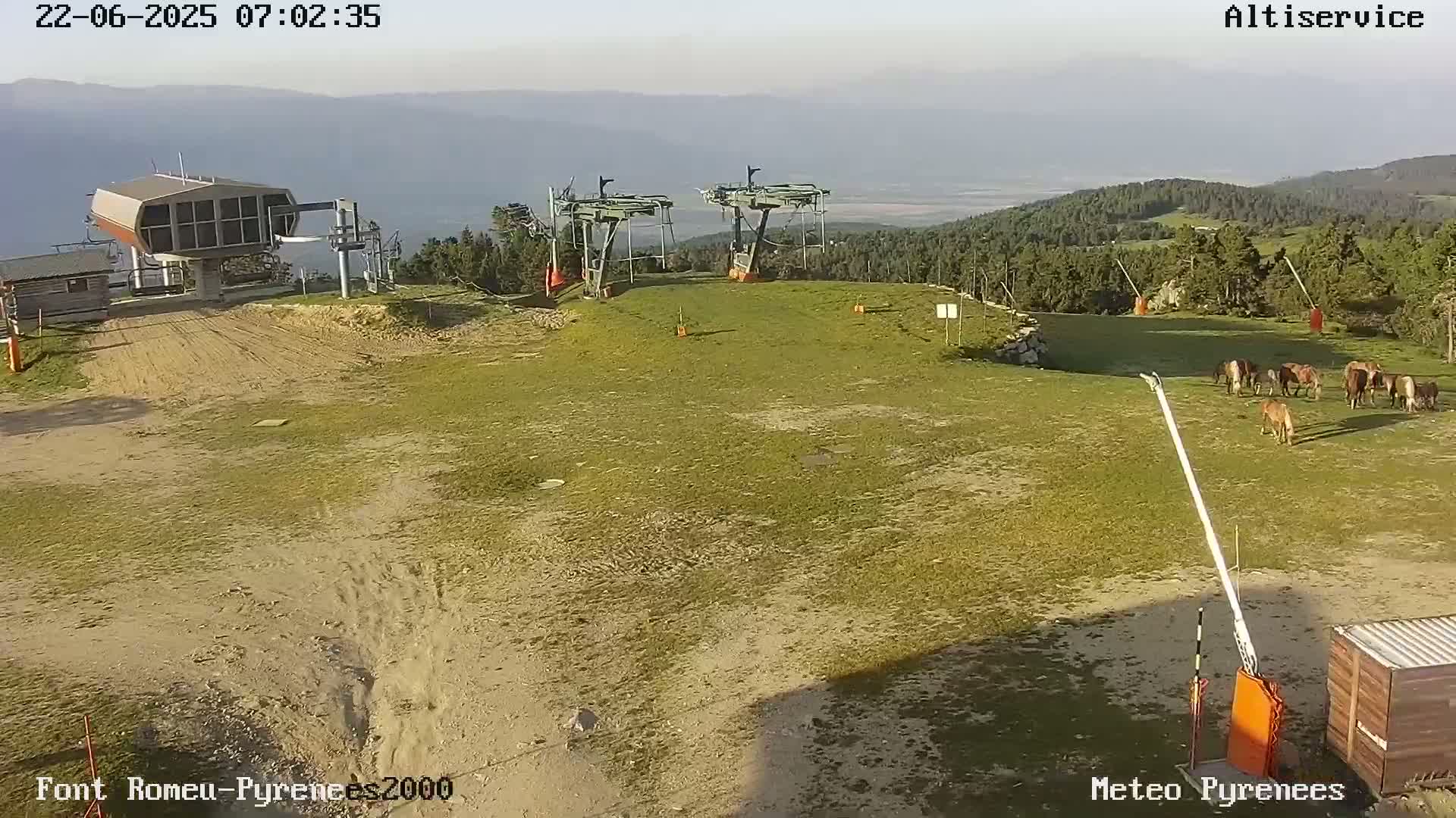 Font-Romeu Ski Slopes & Pyrenees Summits Panaromic 360 Live Cam - Prades, Pyrenees-Orientales, Occitanie, France