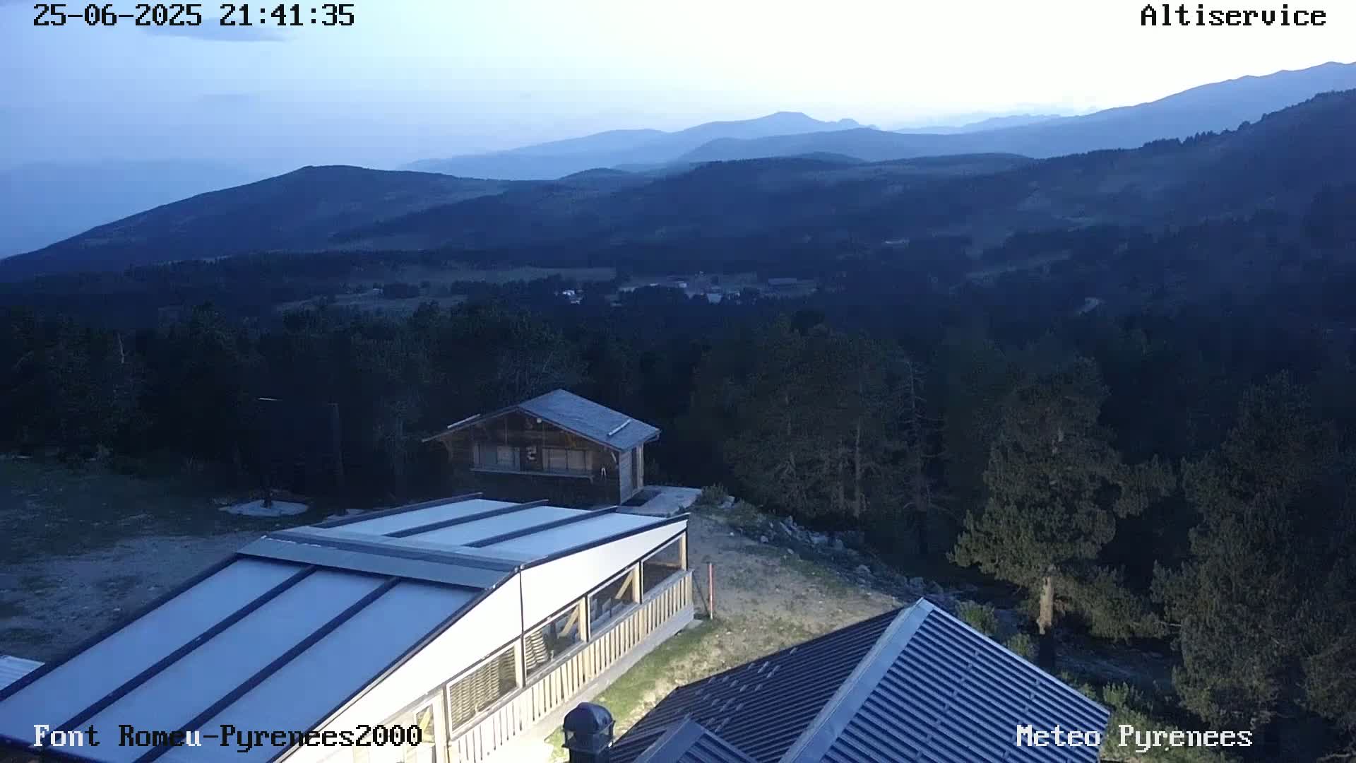 Font-Romeu Ski Slopes & Pyrenees Summits Panaromic 360 Live Cam - Prades, Pyrenees-Orientales, Occitanie, France