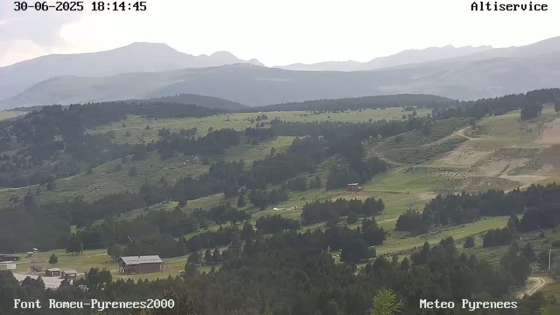 Font-Romeu Ski Slopes & Pyrenees Summits Panaromic 360 Live Cam - Prades, Pyrenees-Orientales, Occitanie, France