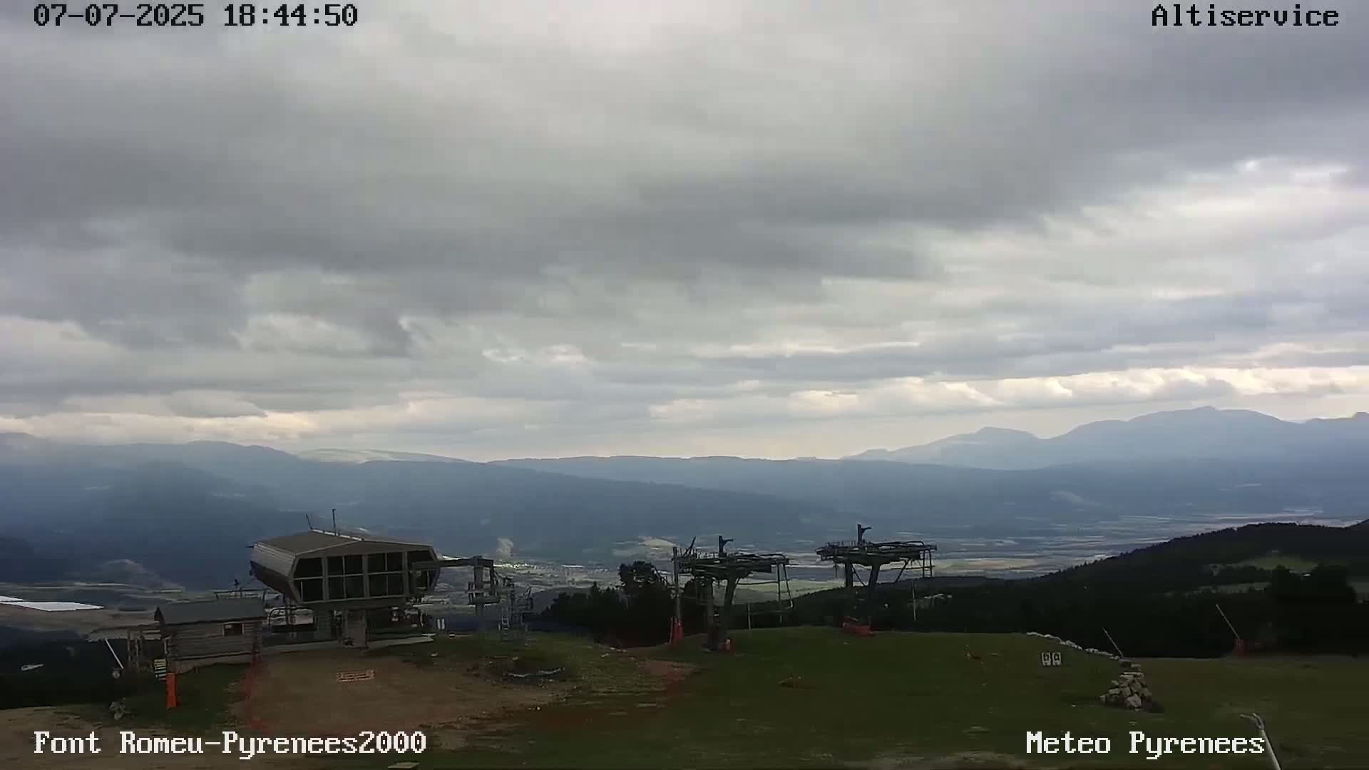 Font-Romeu Ski Slopes & Pyrenees Summits Panaromic 360 Live Cam - Prades, Pyrenees-Orientales, Occitanie, France