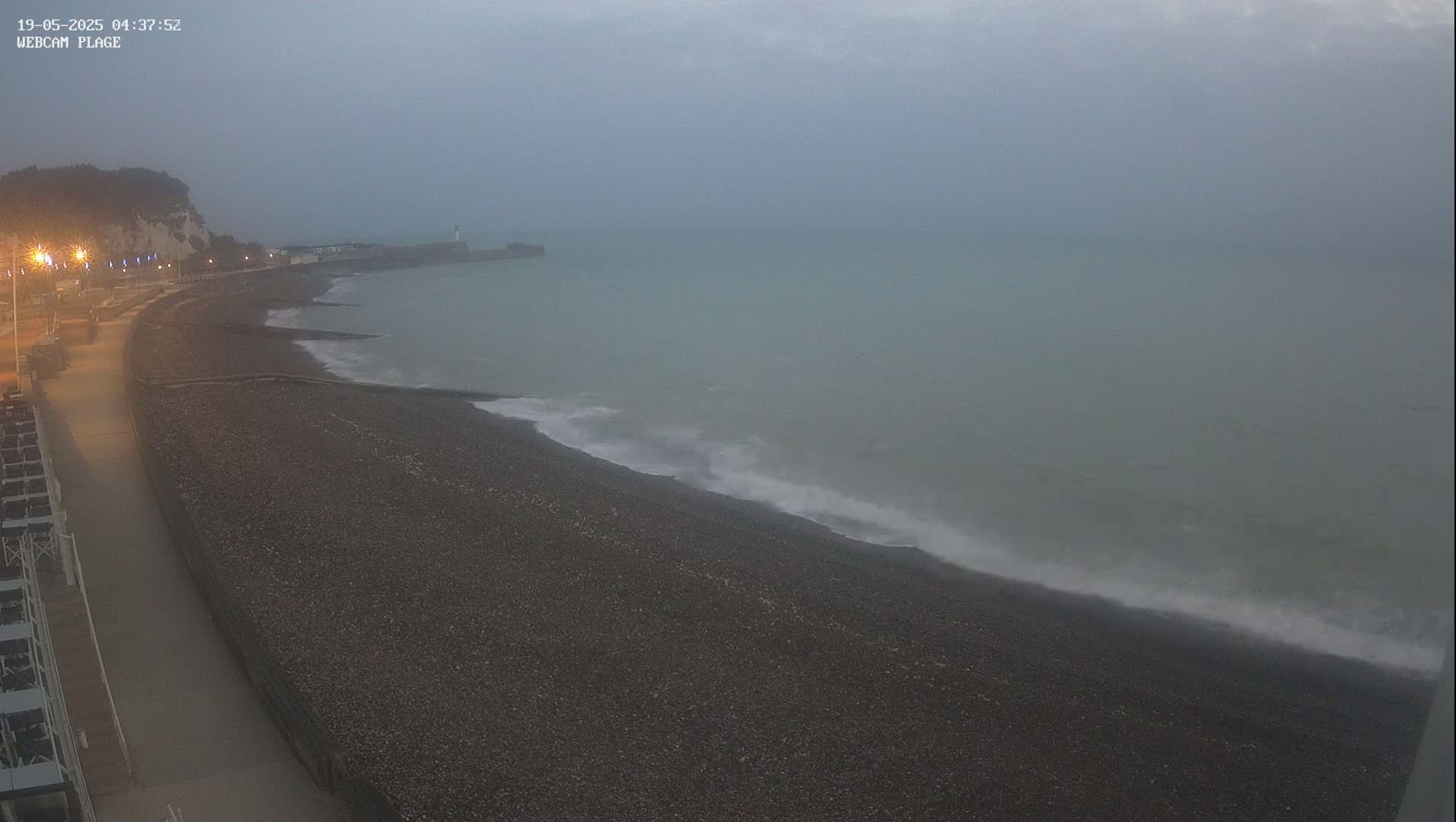 Plage de Saint-Valery-en-Caux  Beach Live Cam - Dieppe, Seine-Maritime, Normandie, France