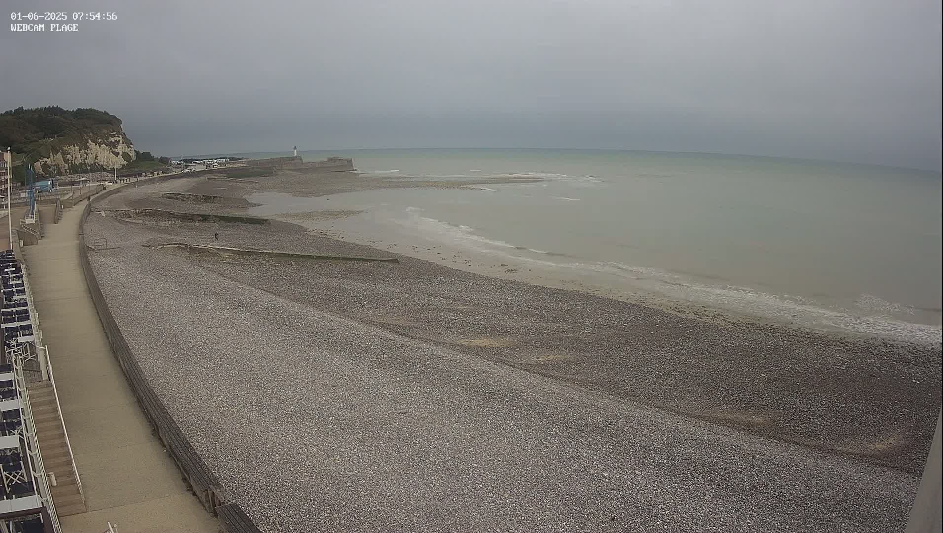 Plage de Saint-Valery-en-Caux  Beach Live Cam - Dieppe, Seine-Maritime, Normandie, France