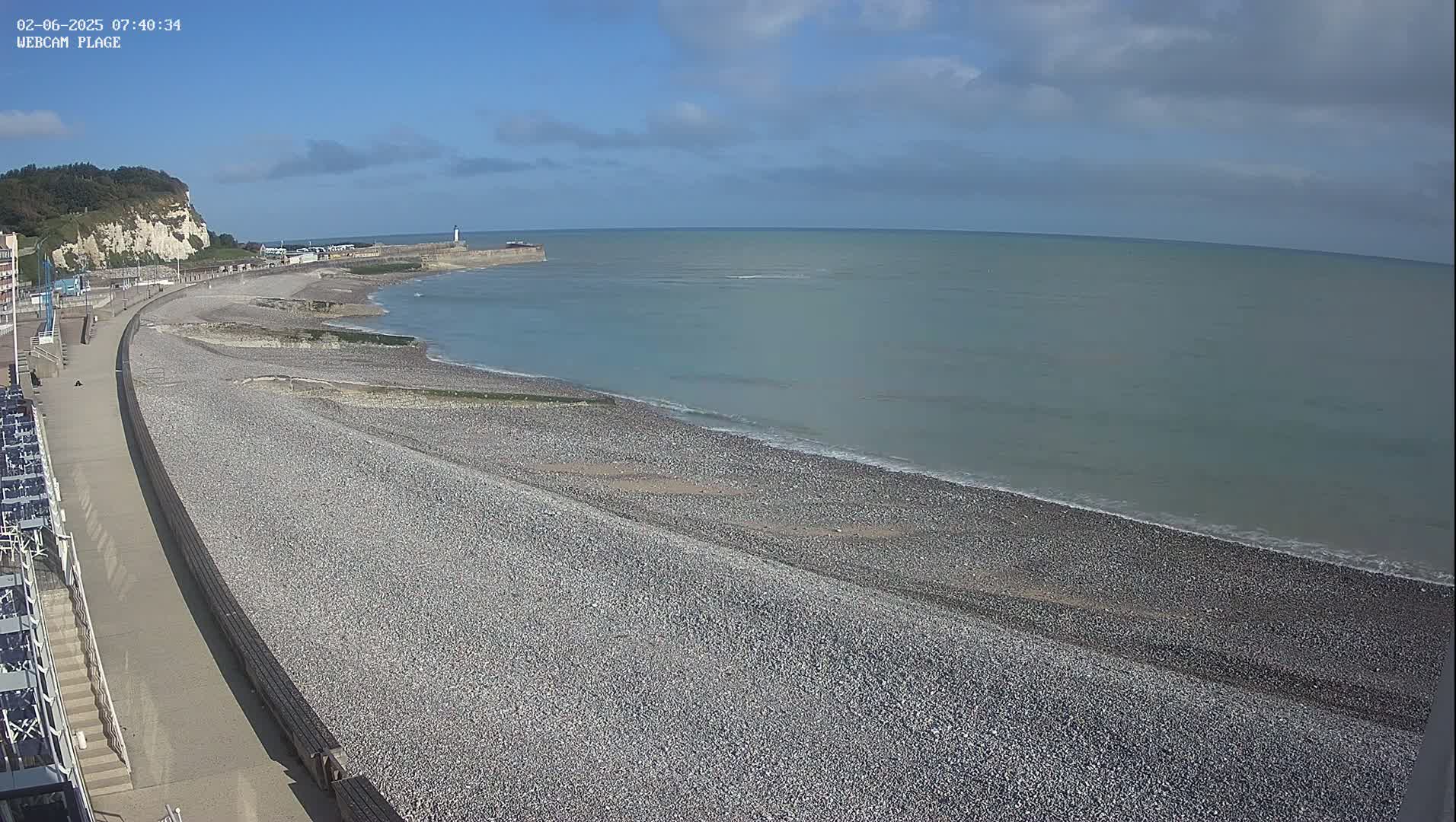 Plage de Saint-Valery-en-Caux  Beach Live Cam - Dieppe, Seine-Maritime, Normandie, France