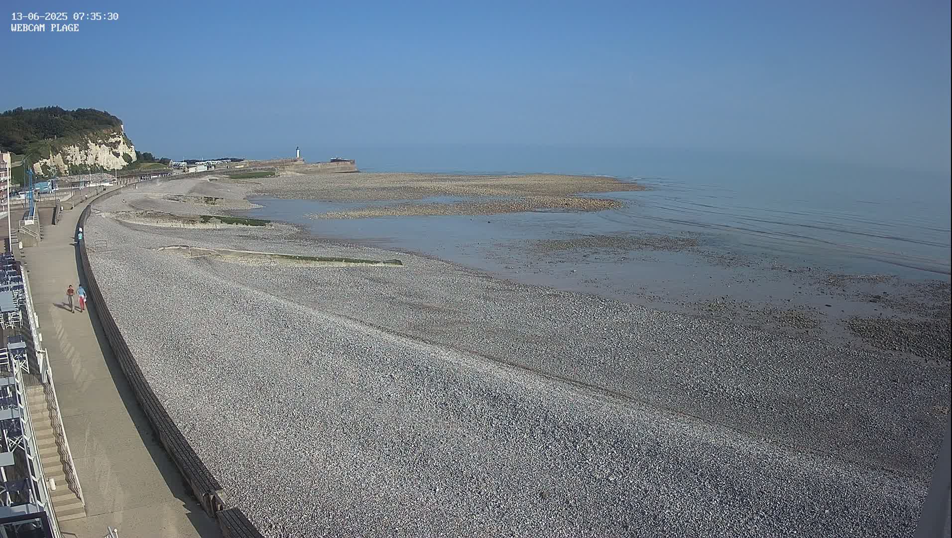 Plage de Saint-Valery-en-Caux  Beach Live Cam - Dieppe, Seine-Maritime, Normandie, France