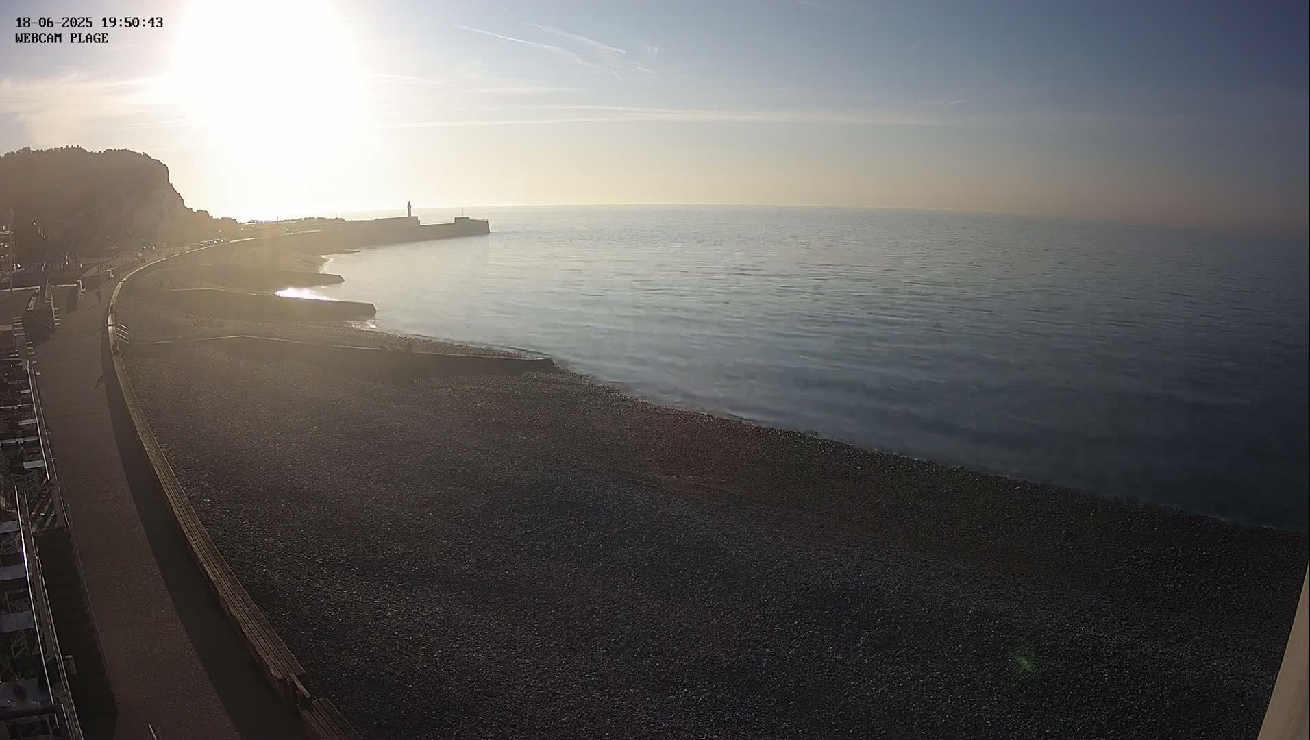 Plage de Saint-Valery-en-Caux  Beach Live Cam - Dieppe, Seine-Maritime, Normandie, France