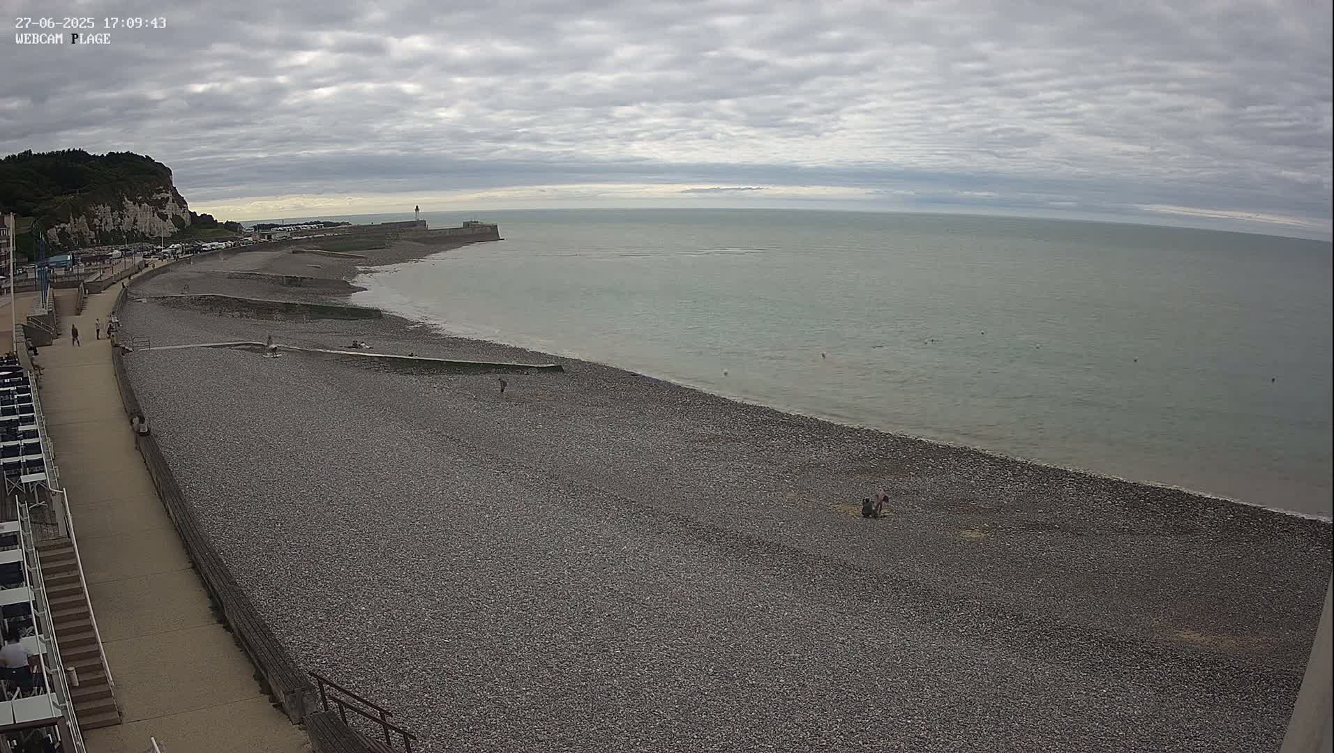 Plage de Saint-Valery-en-Caux  Beach Live Cam - Dieppe, Seine-Maritime, Normandie, France