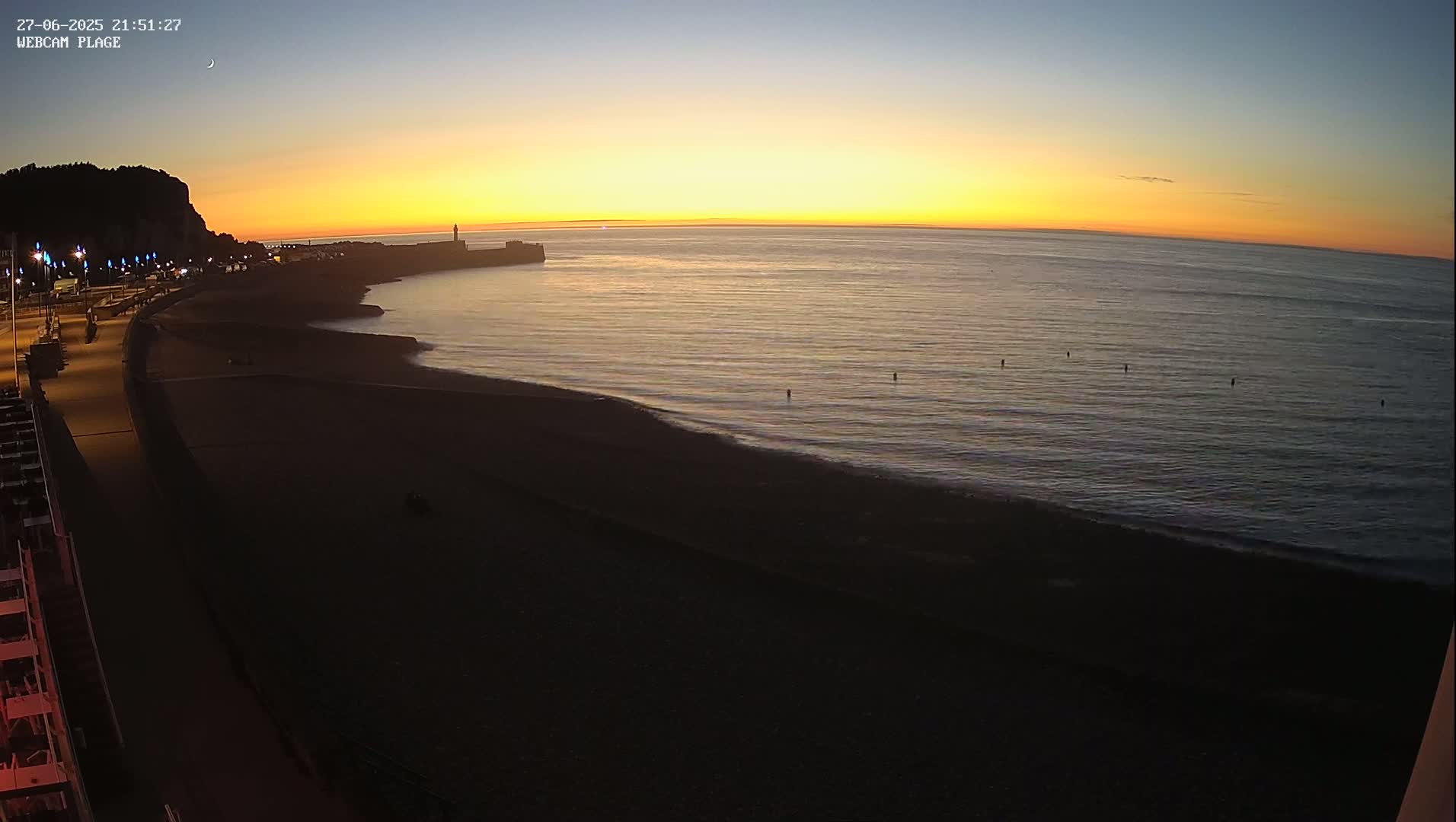 Plage de Saint-Valery-en-Caux  Beach Live Cam - Dieppe, Seine-Maritime, Normandie, France